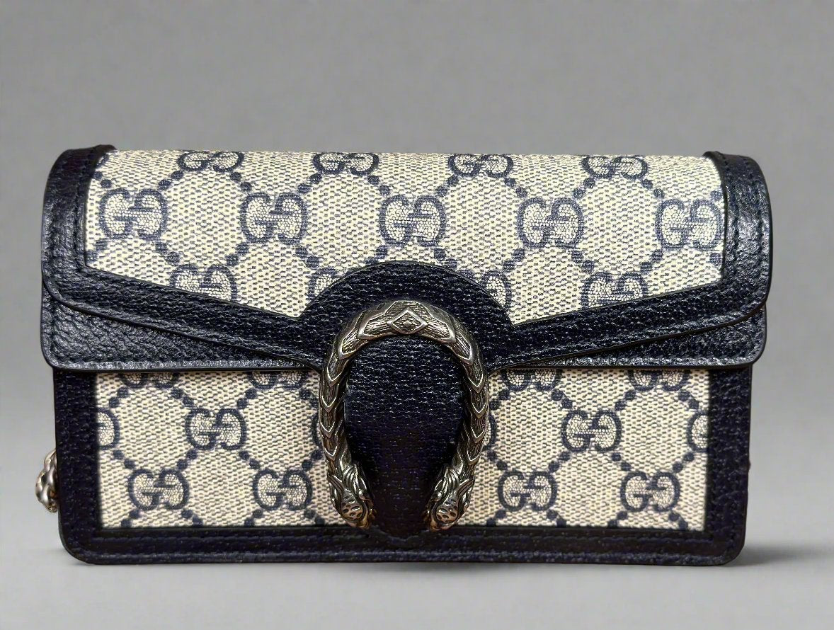 Gucci Dionysus GG Super Mini Bag